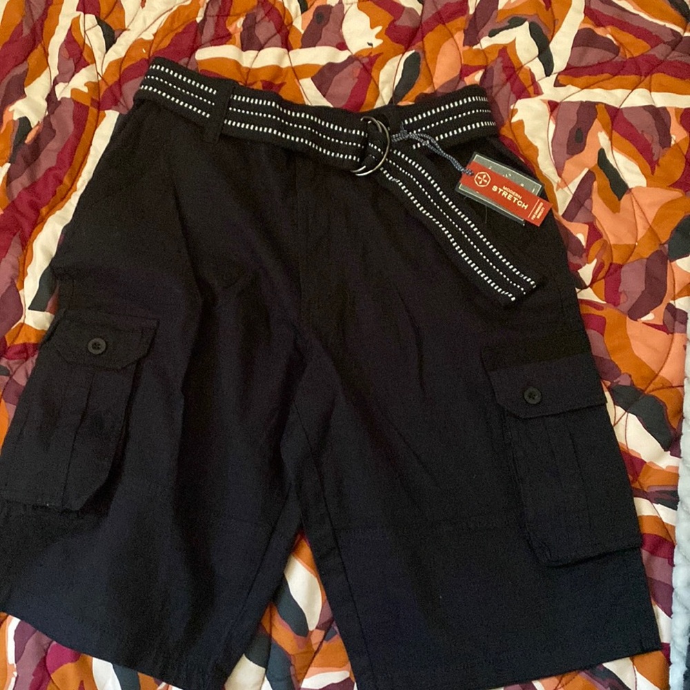 Beverley hills black short size 30